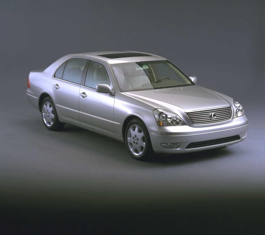  Lexus LS430 2001 года  (фото 49 из 56)